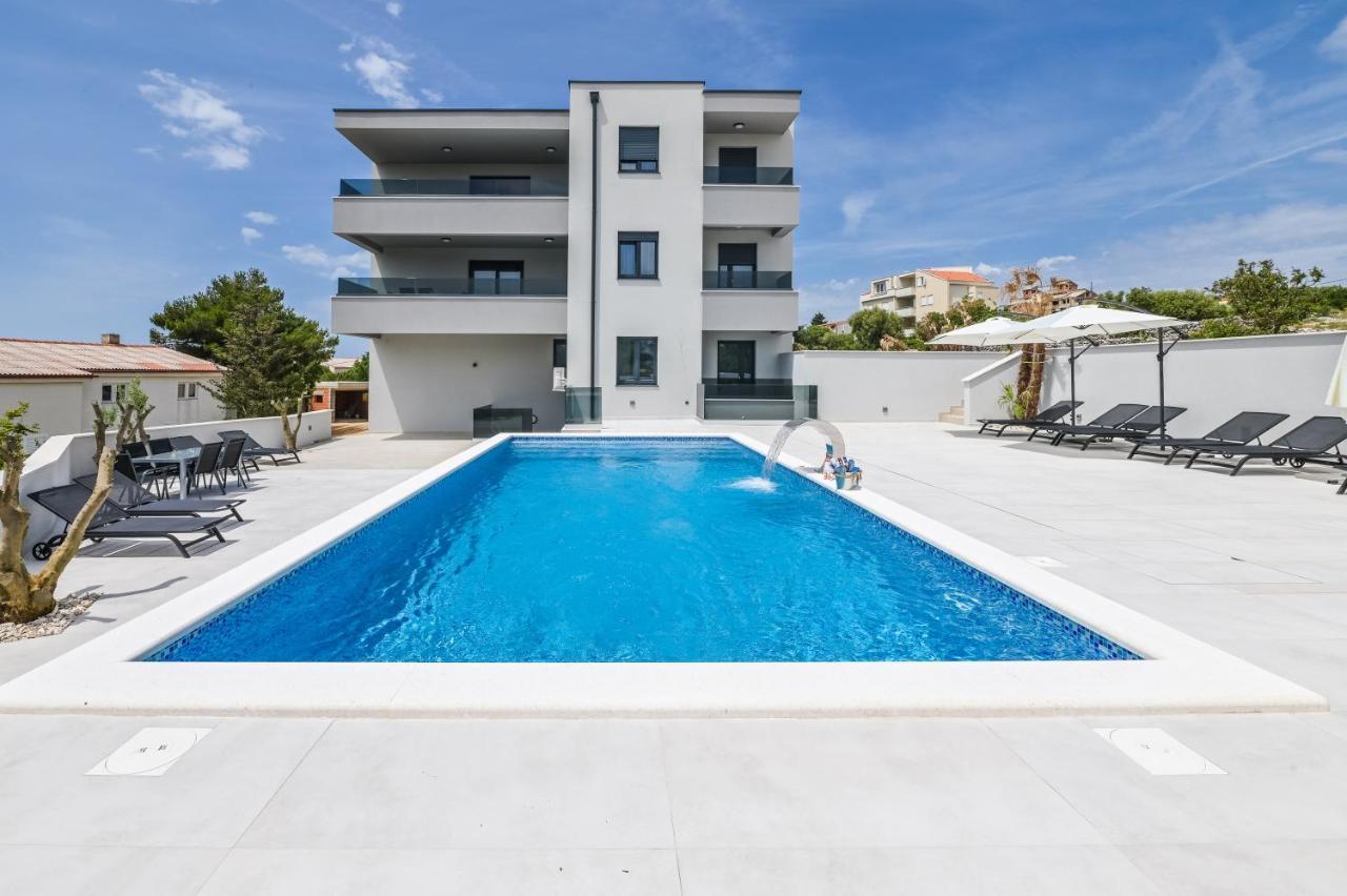 The Eagle Apartman Novalja Kültér fotó