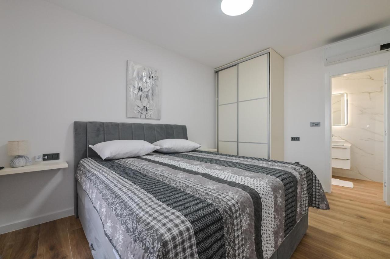 The Eagle Apartman Novalja Kültér fotó
