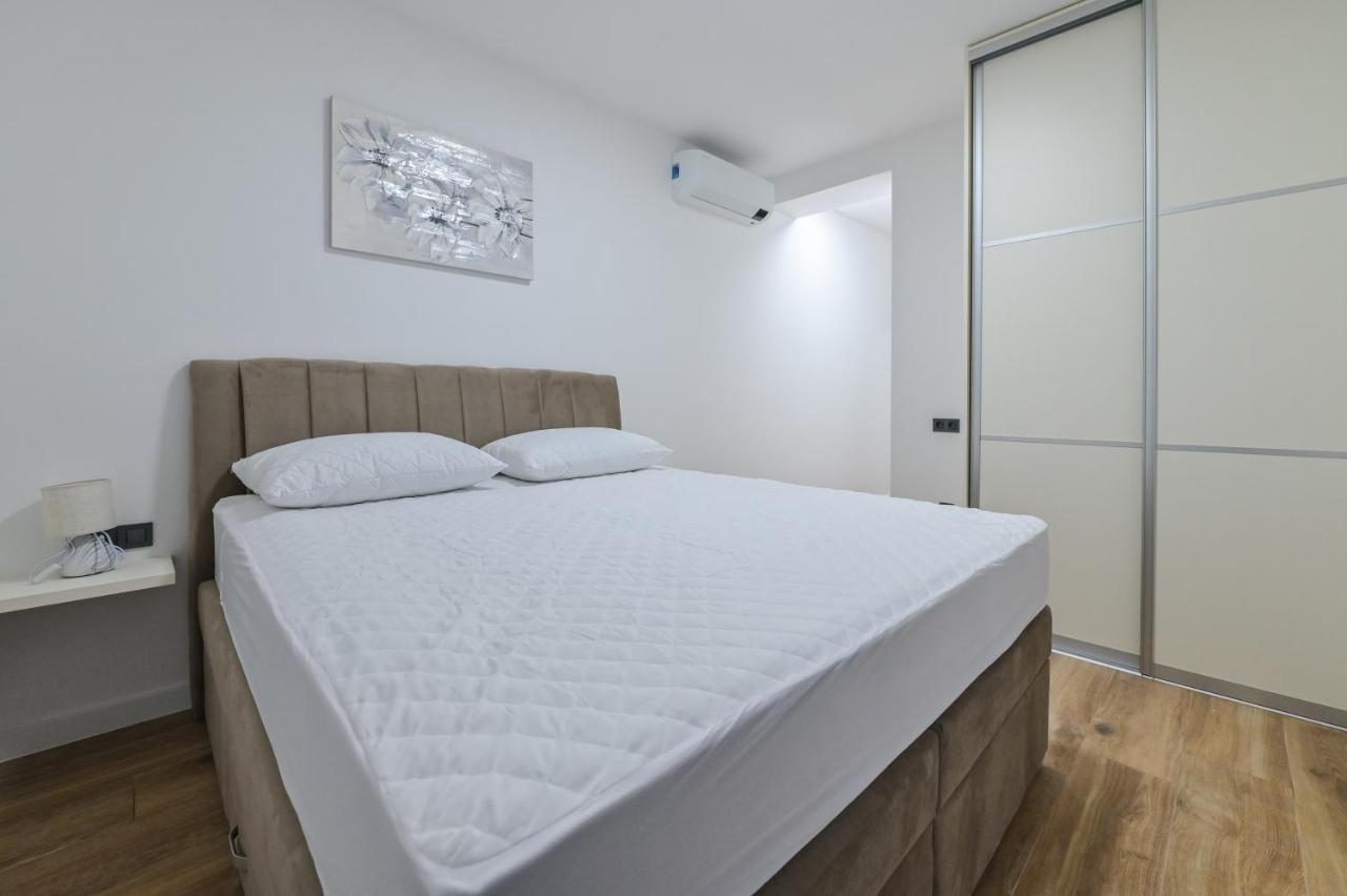 The Eagle Apartman Novalja Kültér fotó